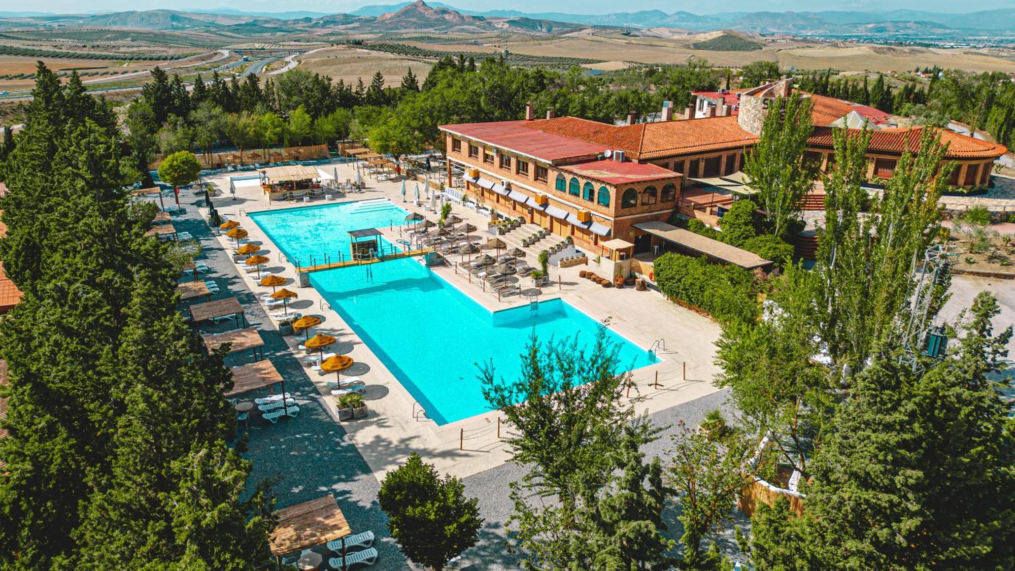Camping & Bungalows Suspiro Del Moro Otura Exterior photo